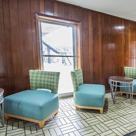 Rodeway Inn & Suites Winter Haven Chain Of Lakes Екстериор снимка