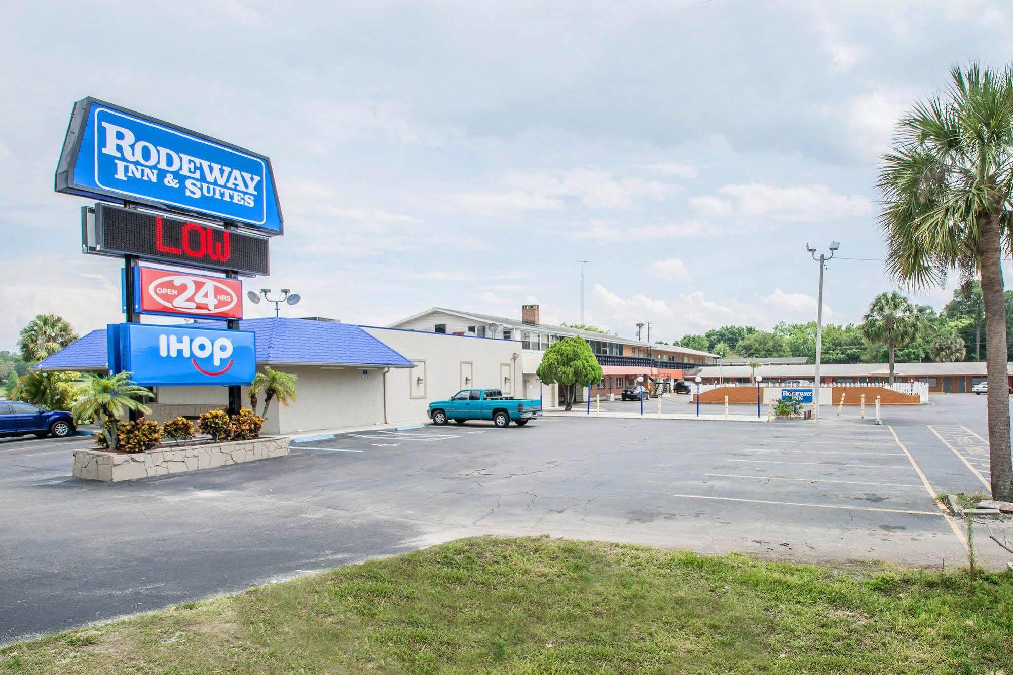 Rodeway Inn & Suites Winter Haven Chain Of Lakes Екстериор снимка